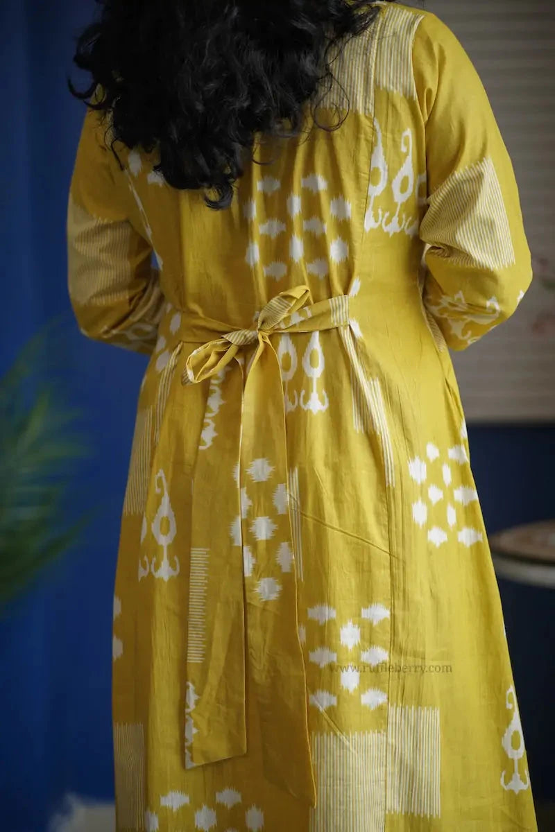 Augusta Bumble Yellow Cotton Aline Dress