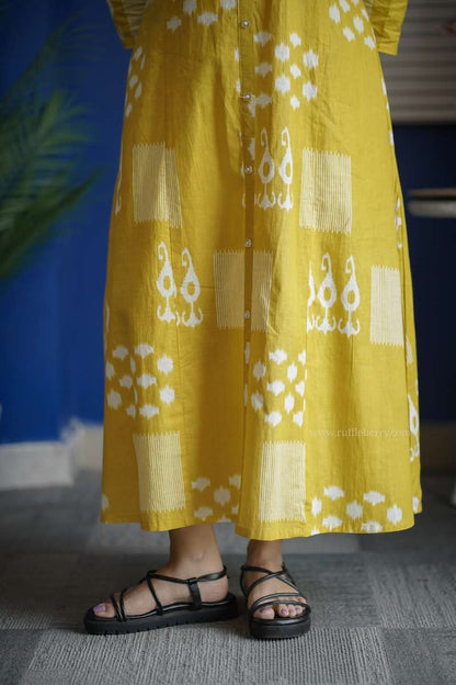 Augusta Bumble Yellow Cotton Aline Dress