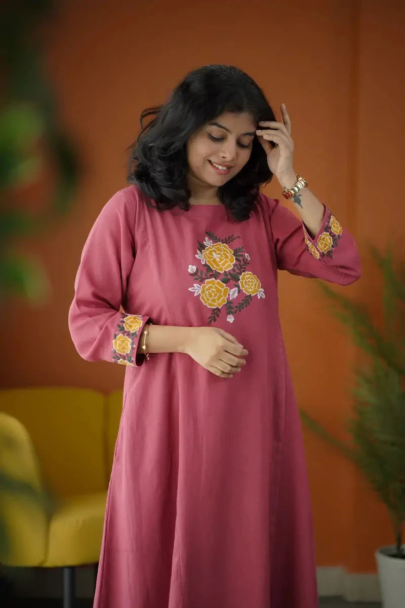 Raashi Embroidered Cotton Co-ord Set